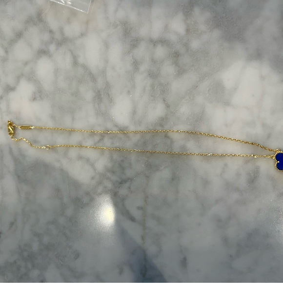 Blue agate necklace with gold hardware - Picture 3 of 5
